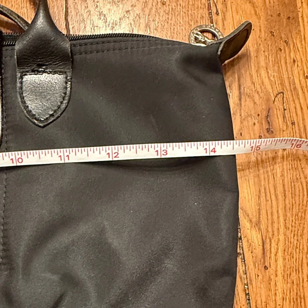 Longchamp Elegant Black Tote - Picture 10 of 14